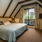 Hampshire Hotel – Hostellerie Schuddebeurs